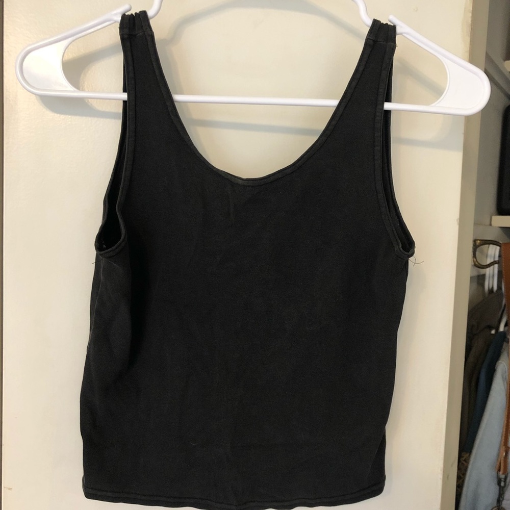 Energie black crop tank